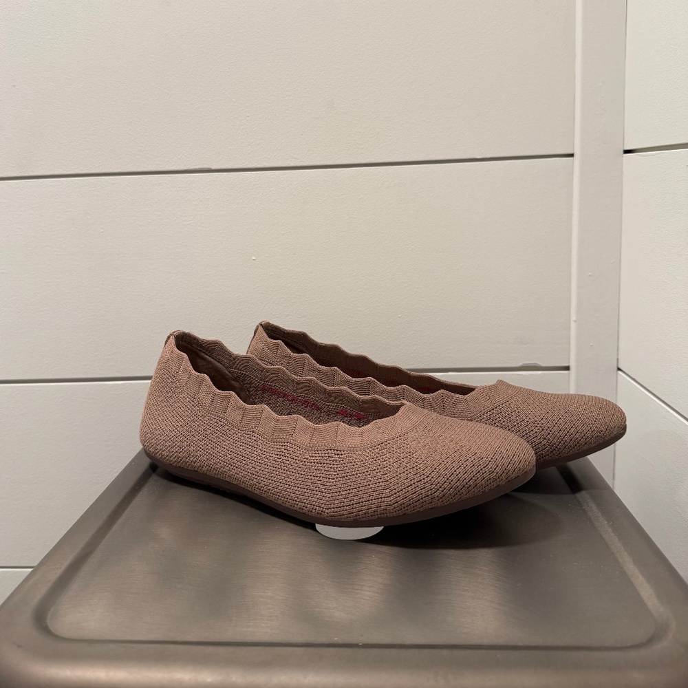 Skechers Cleo flats sz 7